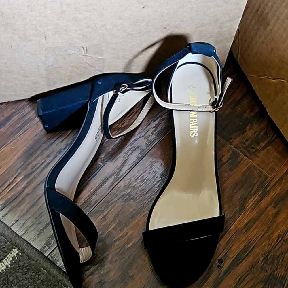 Dream pairs heels size 10 black